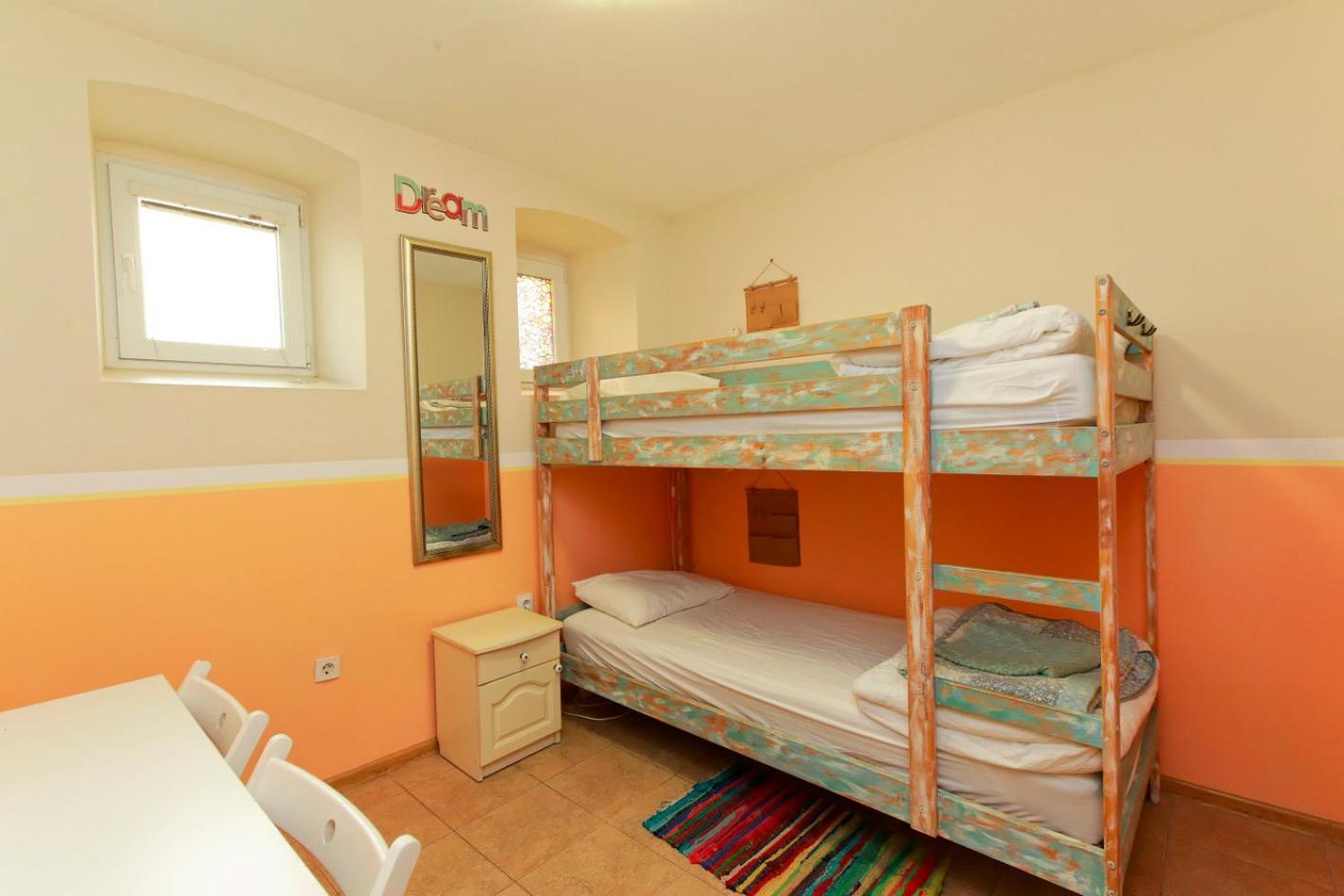 Nomado Hostel Varna Exterior photo